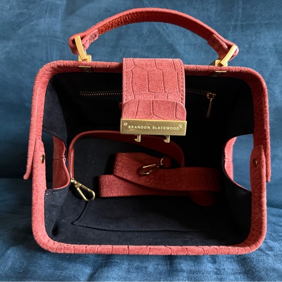 Brandon Blackwood Elegant Burnt Orange Crocodile-Embossed Elizabeth Handbag - Picture 5 of 8